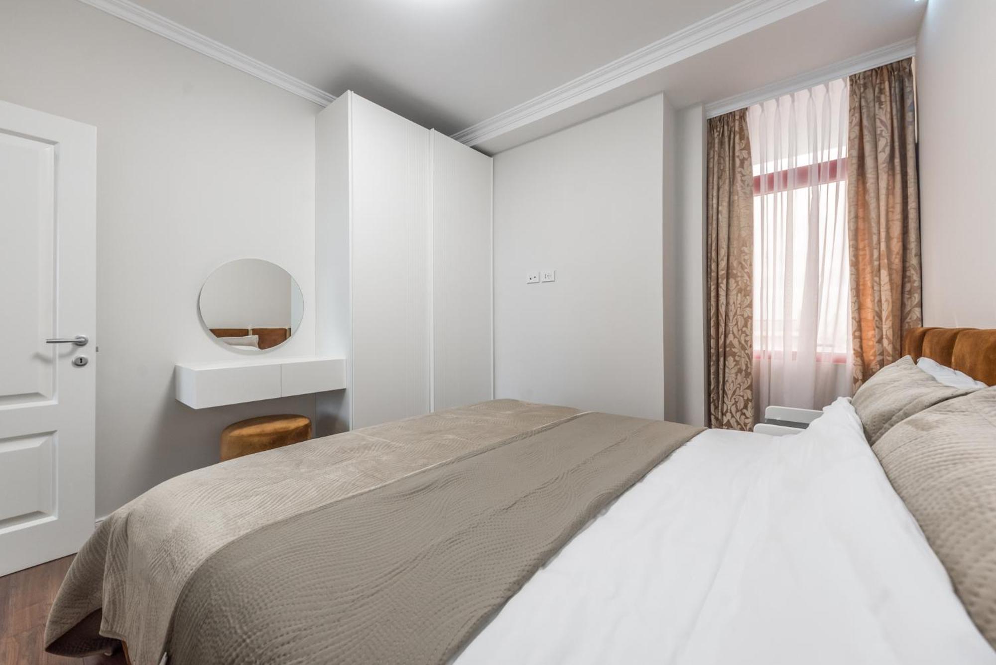 Sky Apartments Дуррес Екстер'єр фото