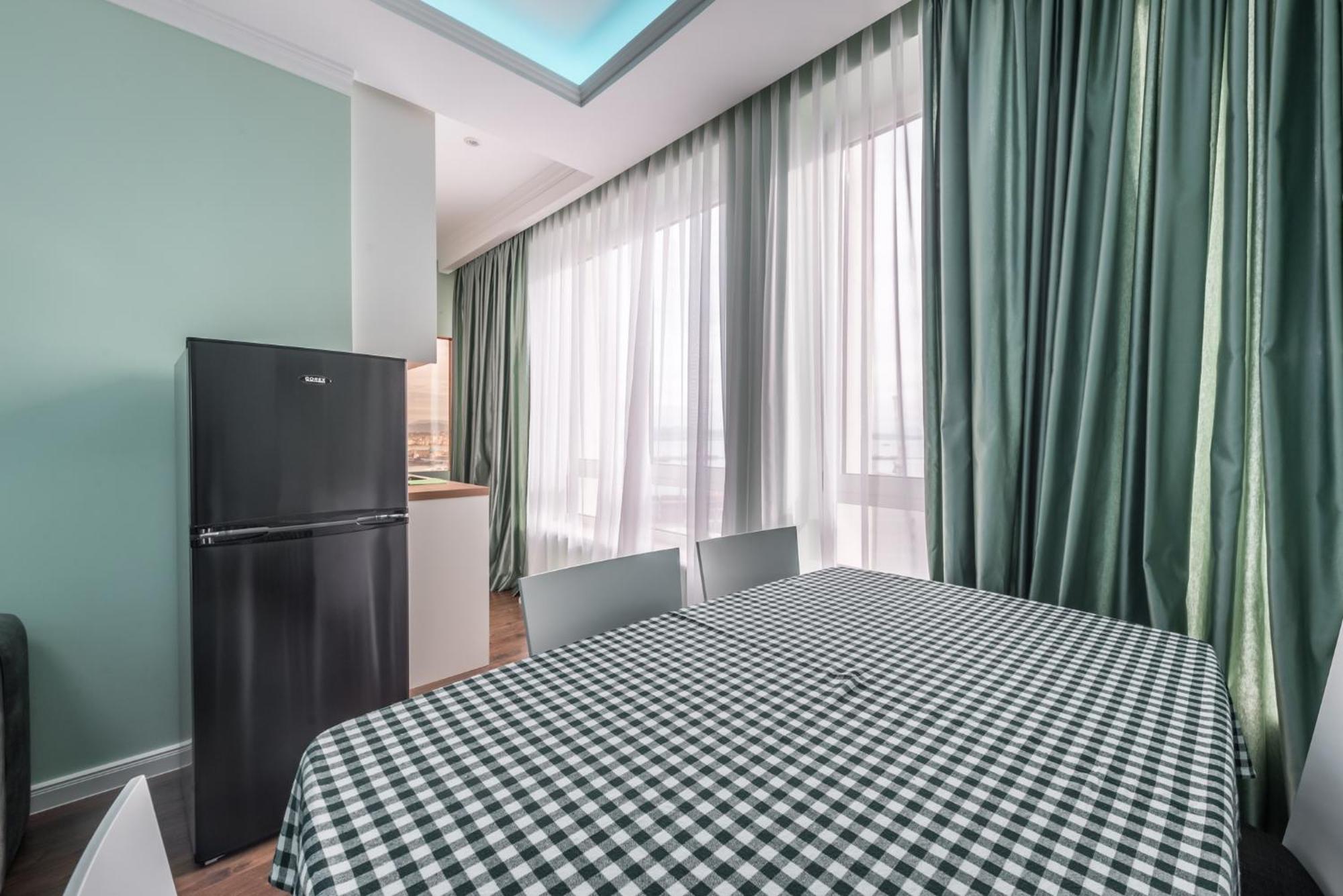 Sky Apartments Дуррес Екстер'єр фото